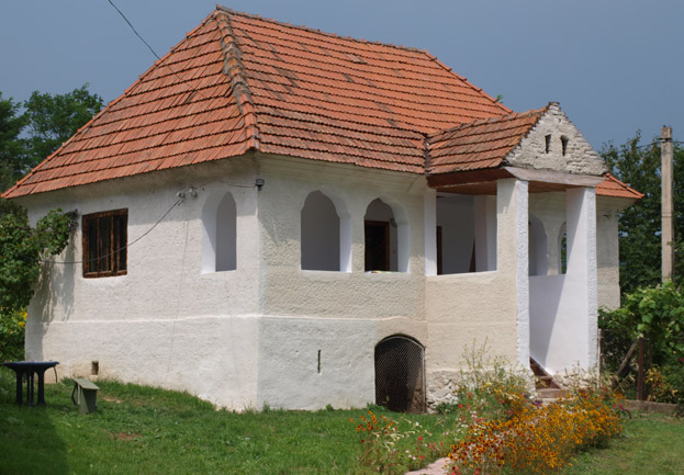 cazare-sarmisegetusa-afara